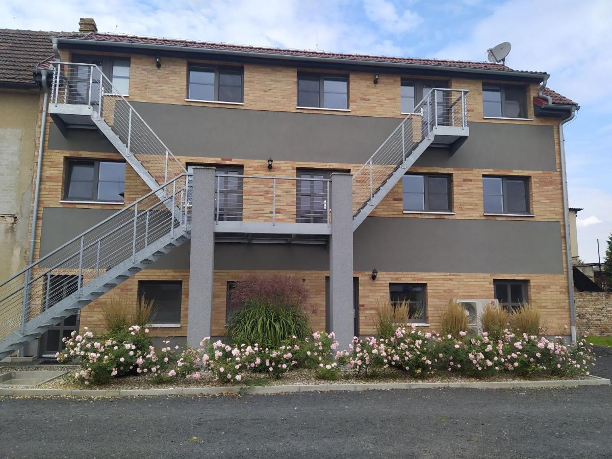 Ubytování na statku Račice Exterior foto